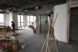 深圳裝修公司-康藍(lán)建設(shè)案例，走進(jìn)建活貿(mào)易裝修現(xiàn)場(chǎng)